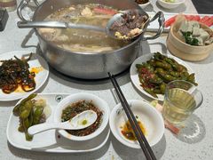 -潮牛壹号鲜牛肉火锅(光谷天地店)
