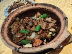 生啫牛舌-天宝食坊·啫啫煲大排档(西华路店)