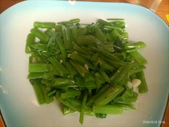 -李东农庄(中南百草园地标店)