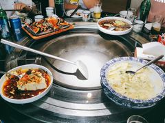 -挂旗柴锅鸡(蚌山区嘉年华店)