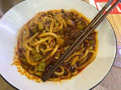 鸡肉炒米粉-壹粉屋新疆炒米粉(建外SOHO东区店)