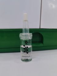 -靓芙泉专研痘痘肌