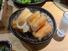 -湊湊火锅·茶憩(杭州湖滨银泰in77店)
