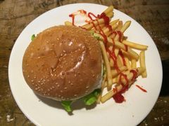 Helens&nbsp;西餐吧(红旗南路店)-Helens海伦司小酒馆(红旗南路店)