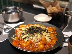 芝士拉面炒年糕-博欧姆新派韩国料理·炸鸡(艾尚店)