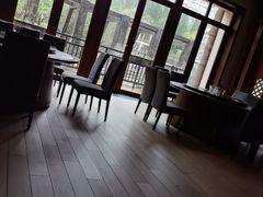 -黔蘑菇四季餐厅(观山湖店)