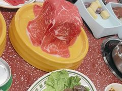 -四囍码头海鲜烧烤自助火锅(外滩南京东路悦荟广场店)