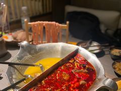 -湊湊火锅·茶憩(杭州湖滨银泰in77店)