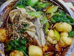 -铁盆儿老式麻辣烫(兴顺店)