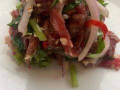 生拌牛肉-风与炭BBQ户外火锅烧烤(成都群光君悦酒店)