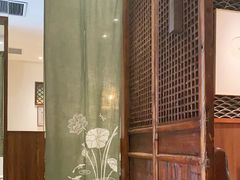 -泉畔人家·老济南经典鲁菜(大明湖店)