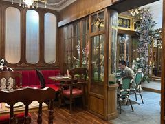 -秘密旅行Bonjour(黑金冠 江南西店)