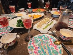 -海派悦庭·海胆烧麦·新融合菜(凯德广场店)