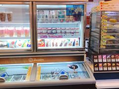 -全家便利店(新闸路二店)