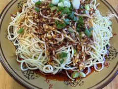 -一品红烧鸭特色川菜(三岔湖店)