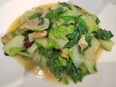 蛤蜊小白菜-老周家酱卤猪蹄私房菜(克拉玛依西街店)