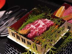 -山川小町·极番烧肉(新地假日广场店)