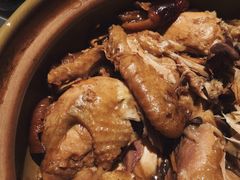 猪手煲土鸡-麓湘小镇(开福万达广场店)