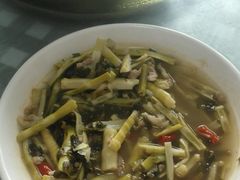 -天乐农家鱼头王(天目湖店)