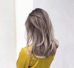 -Miracle集简美发沙龙