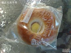 栗子面包-巴黎贝甜(大宁国际商业广场店)