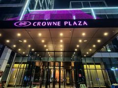 -大连星海皇冠假日酒店