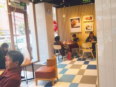 大堂-85度C(生甜甜圈研究工坊·上海平凉店)