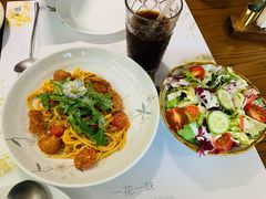 -花十悦·鲜花咖啡餐厅(振业城一期店)