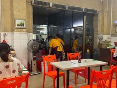 -阿阳牛腩腌面店