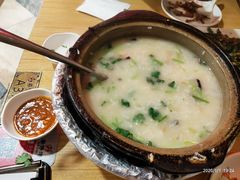 干贝排骨粥-粤仔湾砂锅粥(滨湖万达店)
