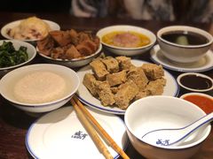 -咸亨酒店•非遗绍兴菜•中华老字号(堂吃餐厅)