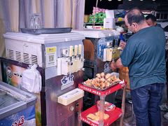 -古老冰山特色冰淇淋店(艾提尕尔店)