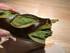 -天井·丑面包搭咖啡