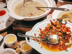 -爱碗亭·鲜炒湖南菜(壹城中心店)