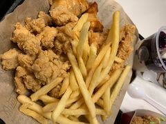 -肯德基(叠彩店)
