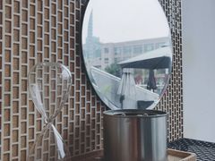 -UNI UNI(环亚凯瑟琳店)