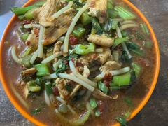 -玲玲米粉·新疆现炒米粉(大十字总店)