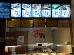 -老鼎万春卤菜(鹭湖宫8区店)