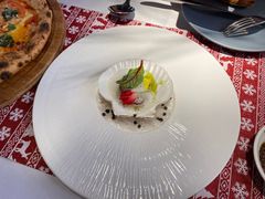 -卡普里披萨·牛扒·下午茶