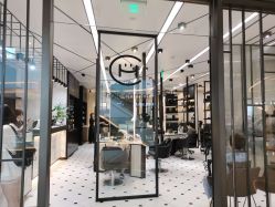 -HAIR CORNER
