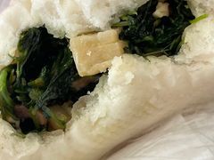 鲜笋草头包-白玉兰食品(中山公园龙之梦店)