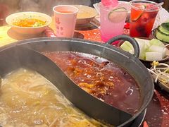 -赵美丽·重庆社区火锅·直营店(火车东站·中豪国际店)