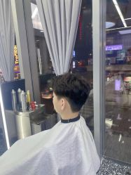 -藤野造型烫染接发