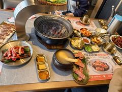 -草家酱蟹炭火烤肉店(珲春南路一店)