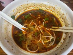 -遵义虾子张六羊肉粉(普陀路店)