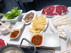 -黑山牛肉汤火锅(花城汇店)