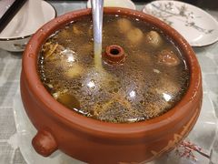 招牌汽锅鸡-小厨子私房菜·云南美食店