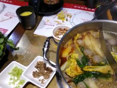 -左庭右院鲜牛肉火锅(金山万达店)