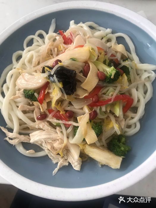 董小西的凉皮和椒麻鸡(三元桥店)椒麻鸡配面图片