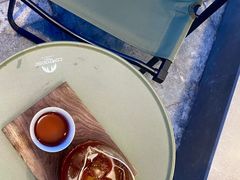 -YEEGIN COFFEE也径咖啡